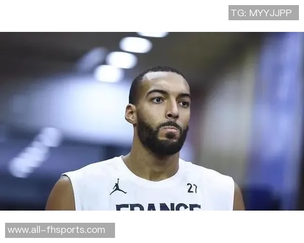 老康利在强度局中表现不佳与保罗相似引发热议