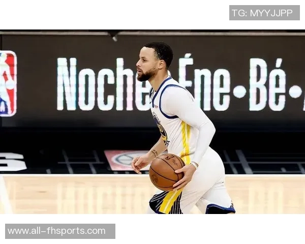 库里比赛初期遭遇判罚冷遇却意外激发斗志全力以赴追梦之路